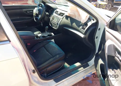 2016 Nissan Altima 2.5 S z USA, uszkodzony, nr VIN 1N4AL3APXGN359027